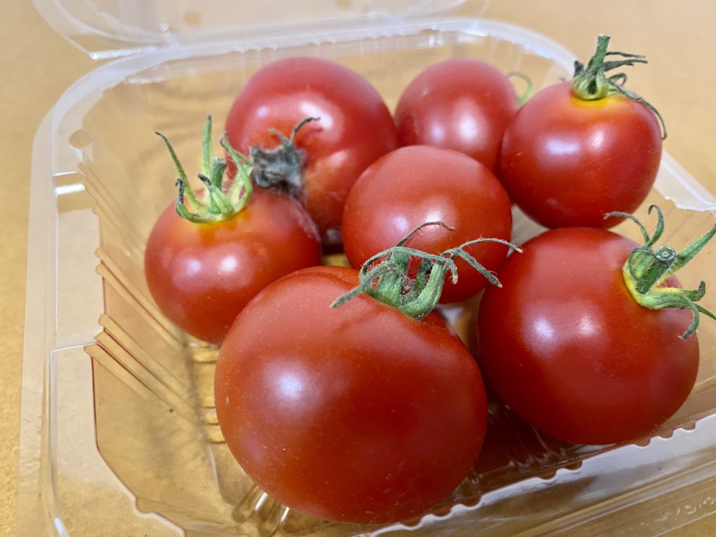 らでぃっしゅぼーや　トマト　見た目